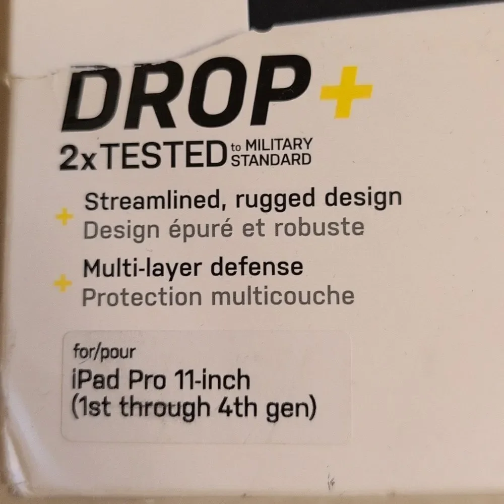 New In Damaged Box Otterbox iPad Pro 11-Inch Case Defender Pro Black